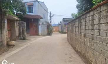 125m2 thon Canh Chu Binh Yen 4